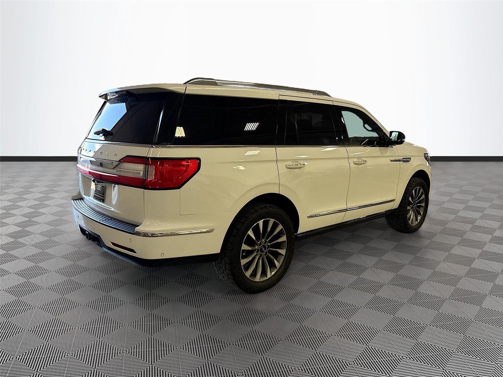 2021 LINCOLN NAVIGATOR