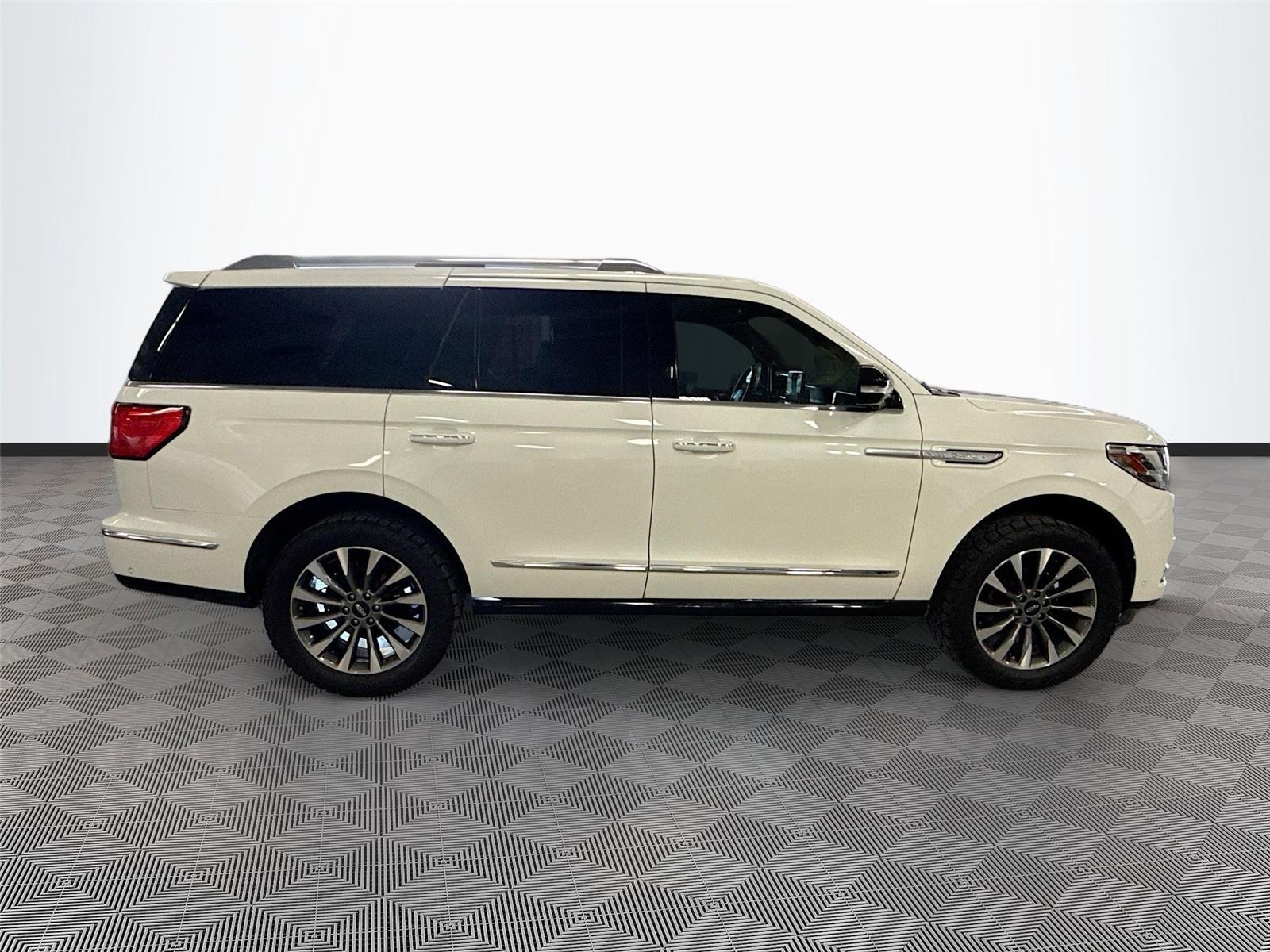 2021 LINCOLN NAVIGATOR
