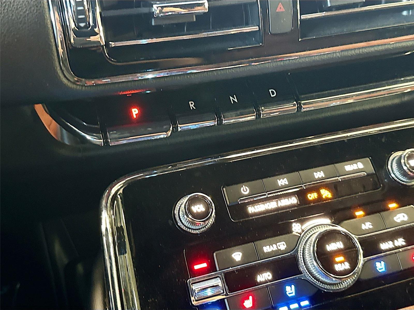 2021 LINCOLN NAVIGATOR