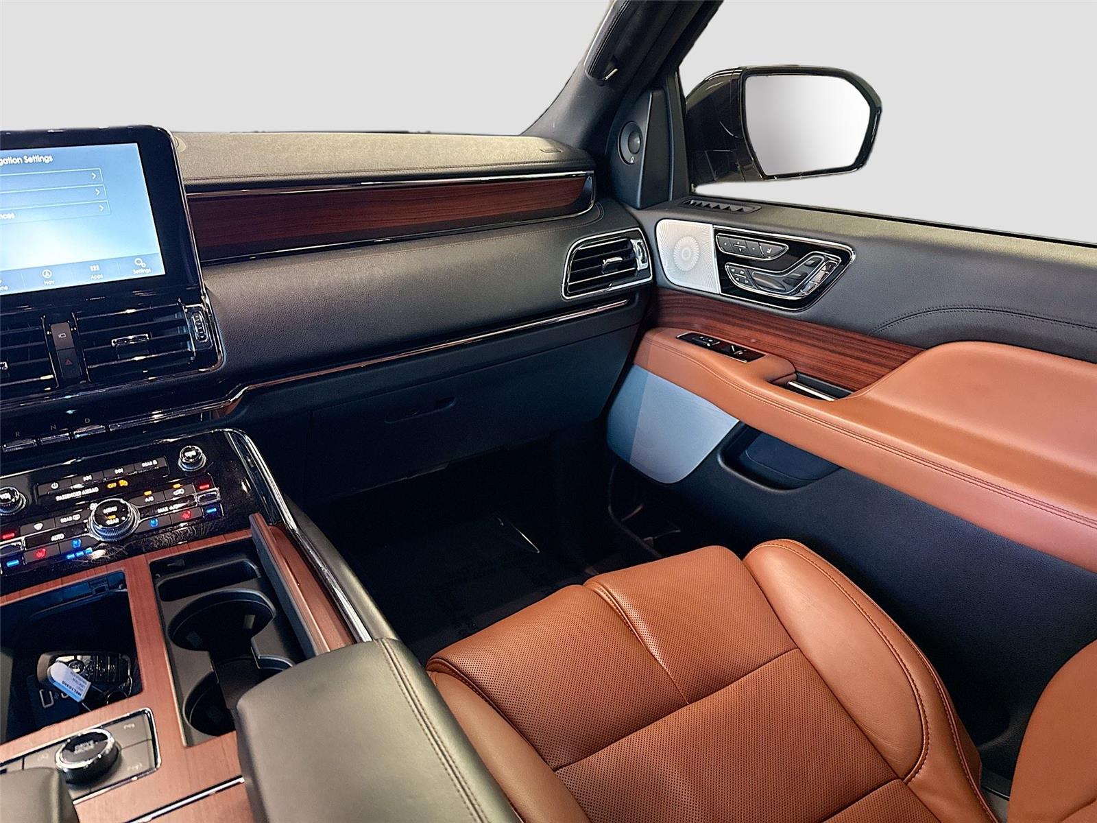 2021 LINCOLN NAVIGATOR