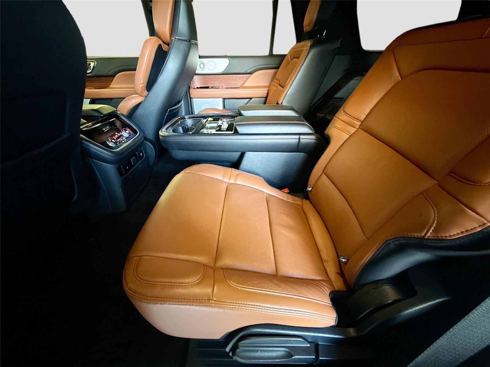 2021 LINCOLN NAVIGATOR