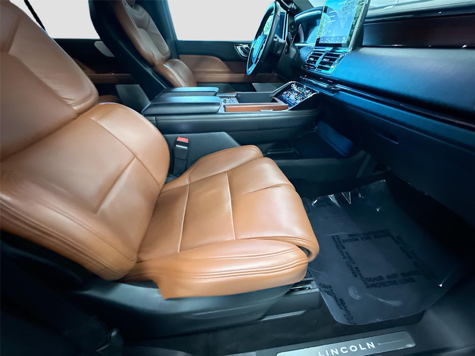 2021 LINCOLN NAVIGATOR