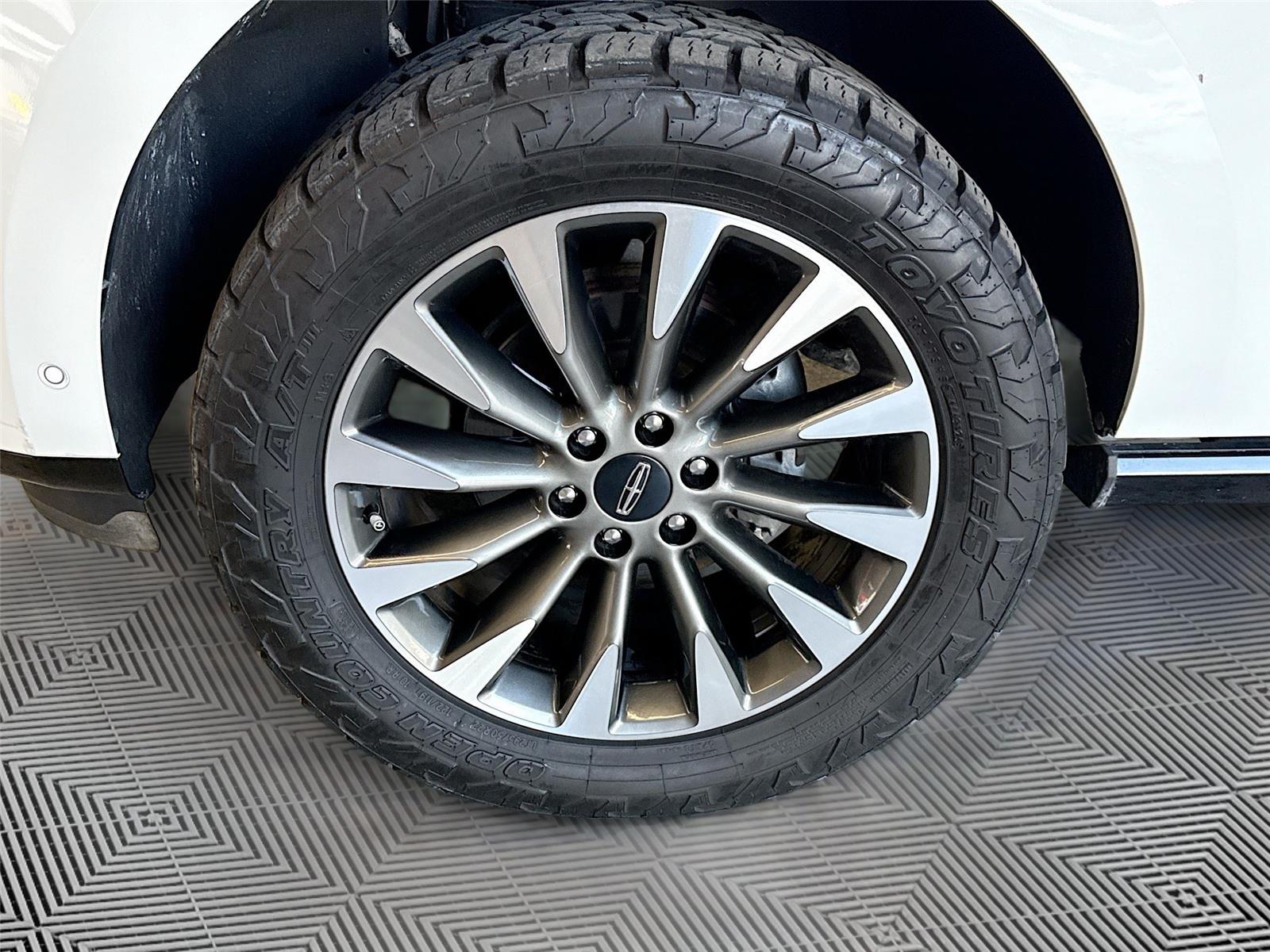2021 LINCOLN NAVIGATOR