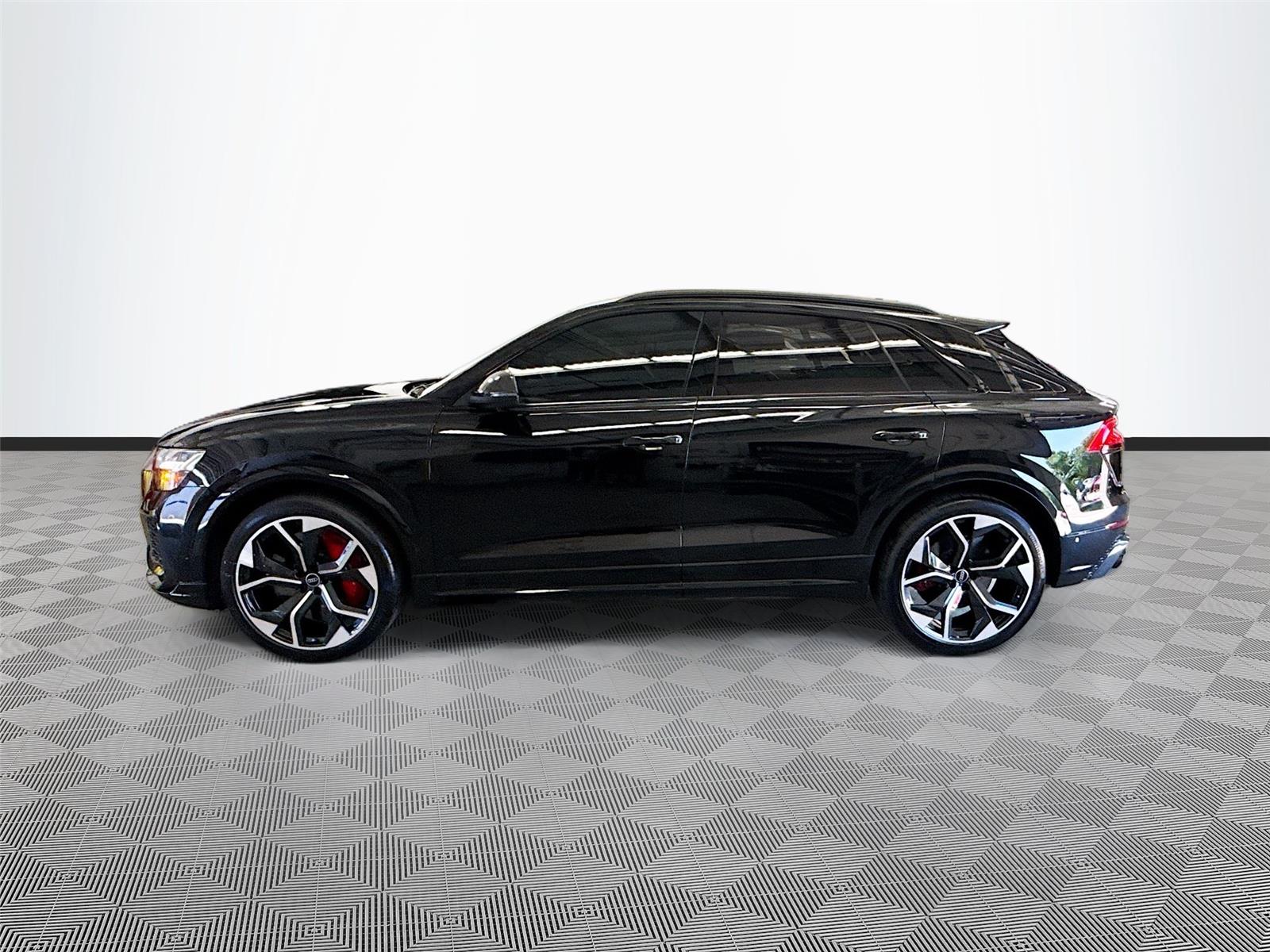 2023 Audi RS Q8