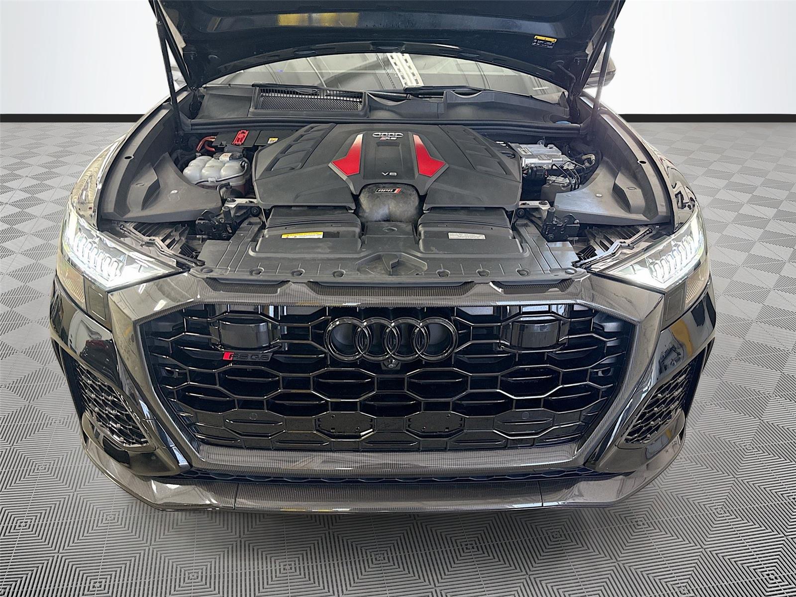 2023 Audi RS Q8