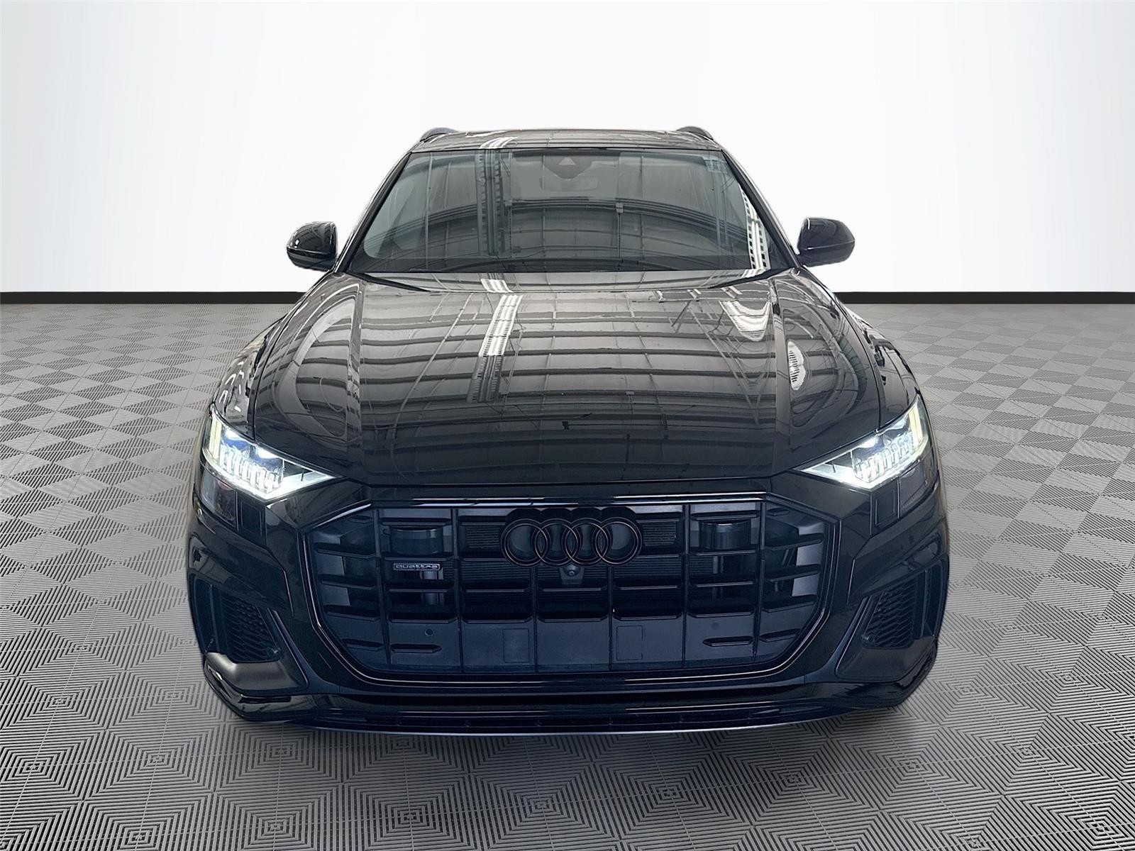 2023 Audi Q8 Premium Plus