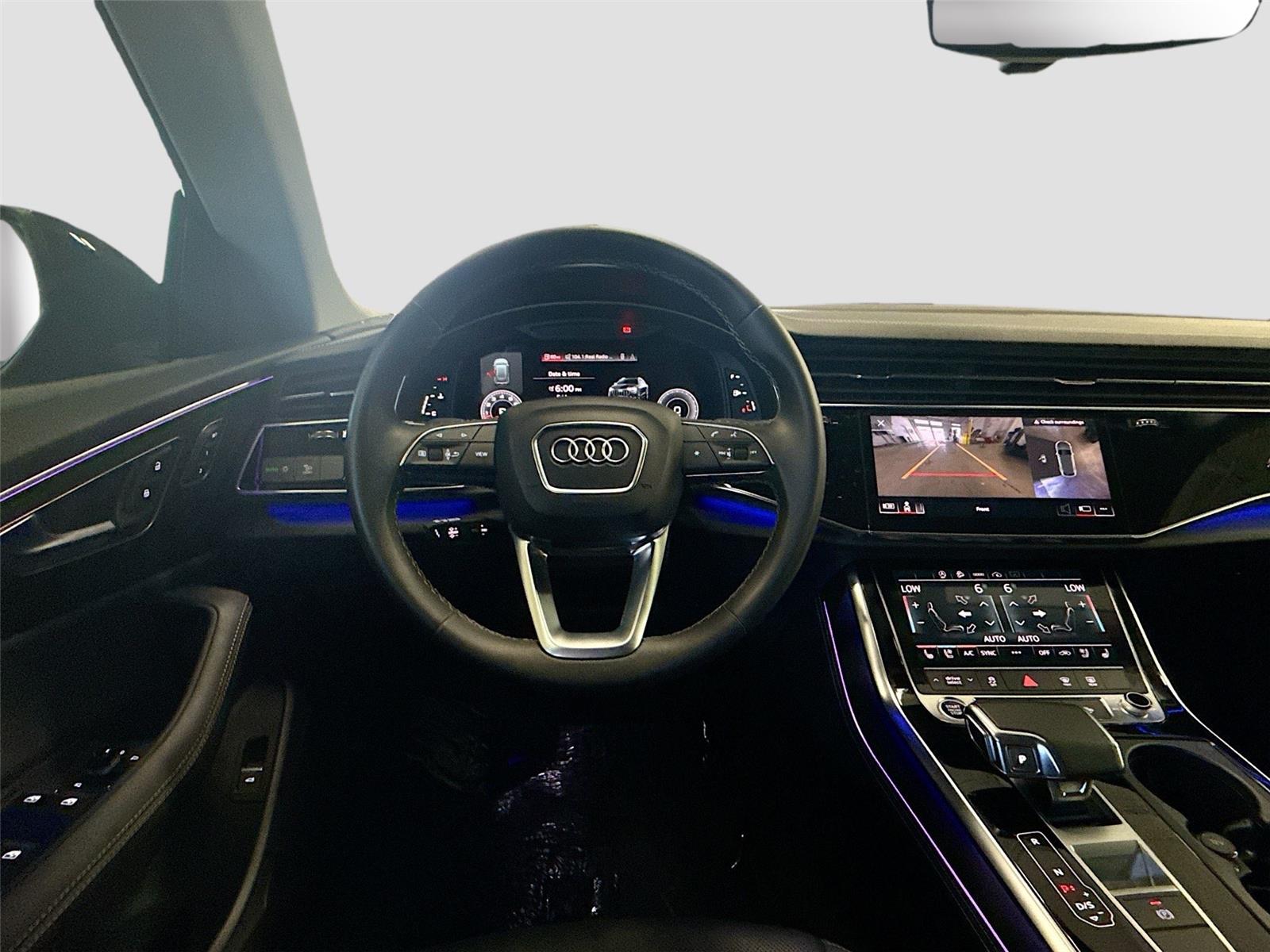 2023 Audi Q8 Premium Plus