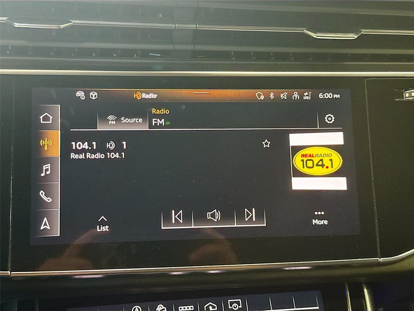 2023 Audi Q8 Premium Plus