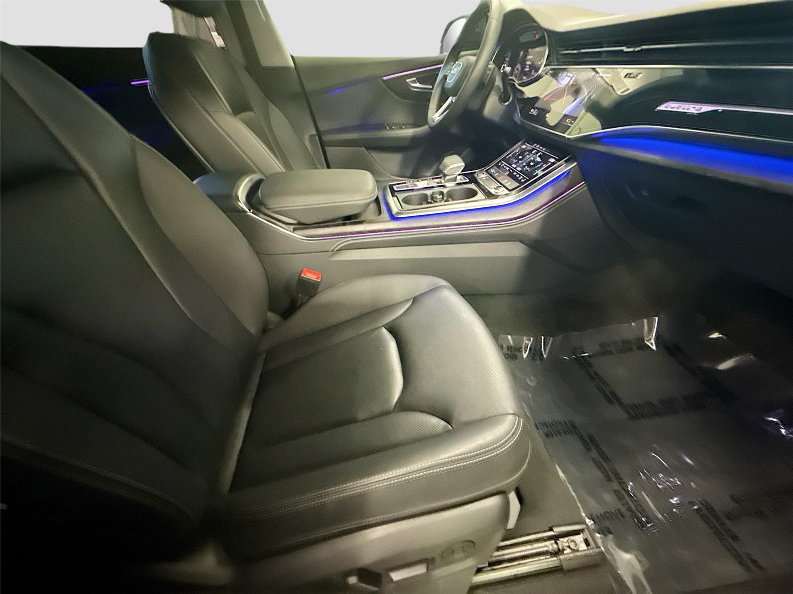 2023 Audi Q8 Premium Plus