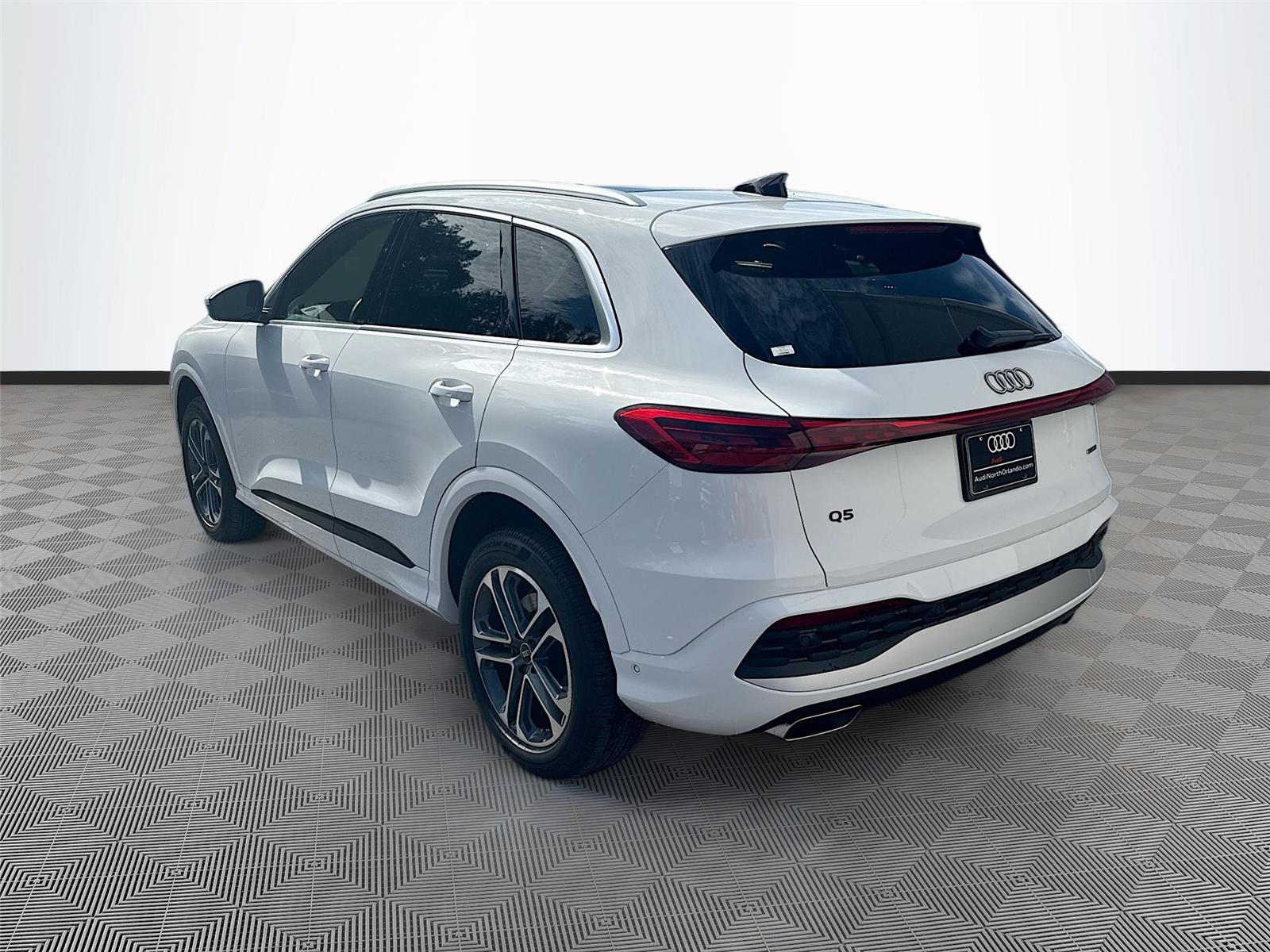 2025 Audi Q5 Premium