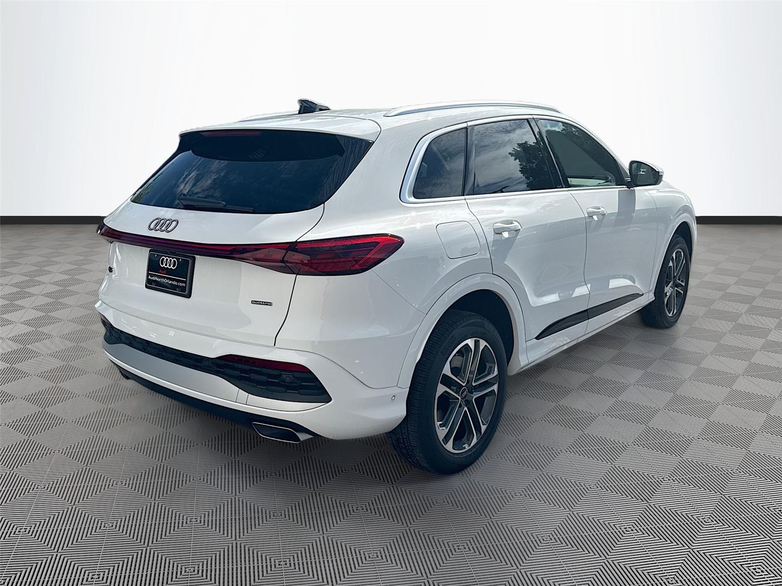 2025 Audi Q5 Premium