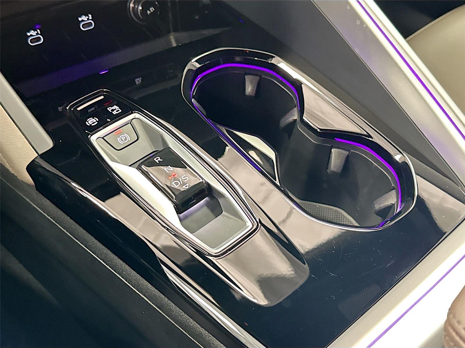2025 Audi Q5 Premium
