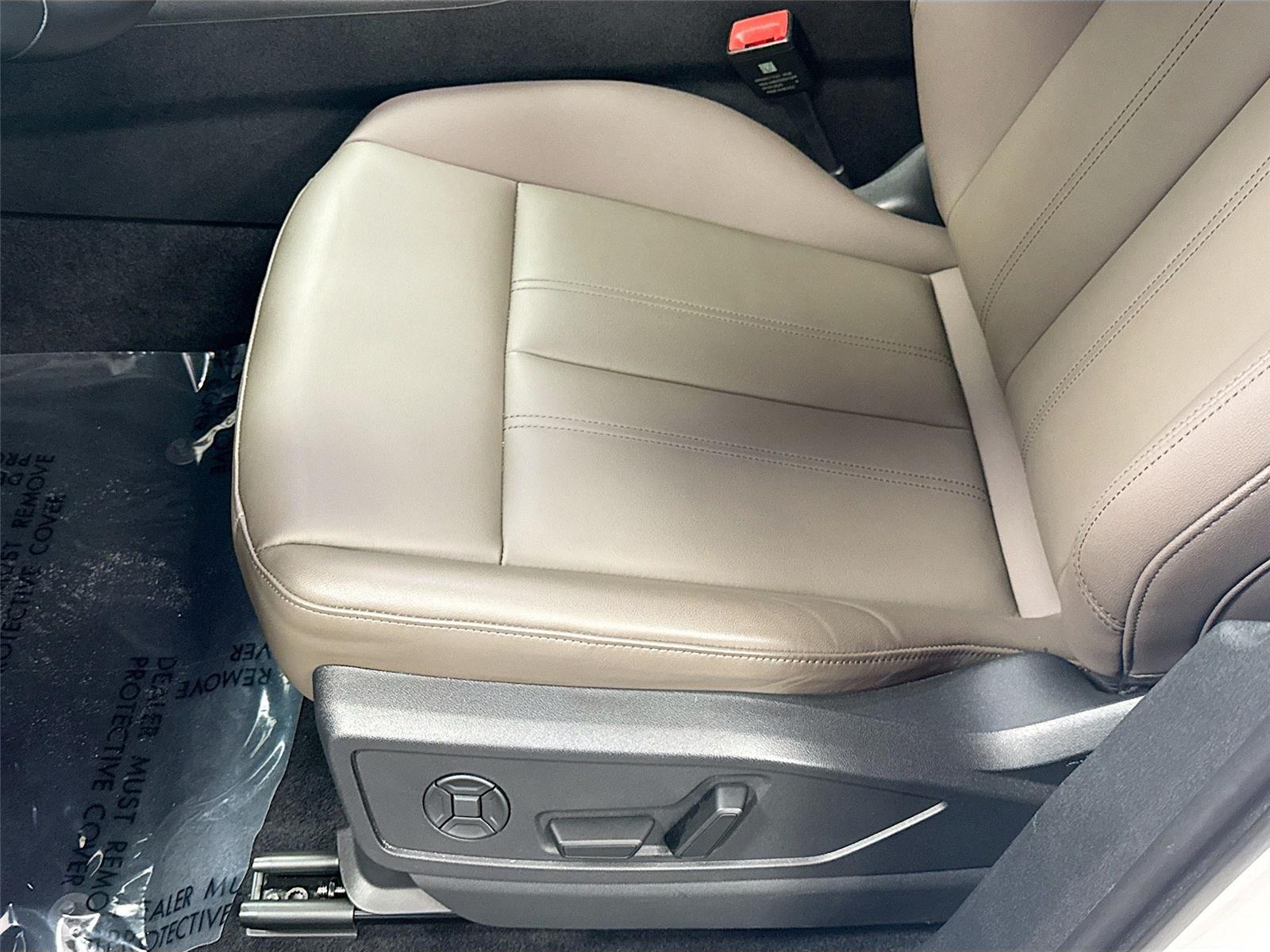2025 Audi Q5 Premium