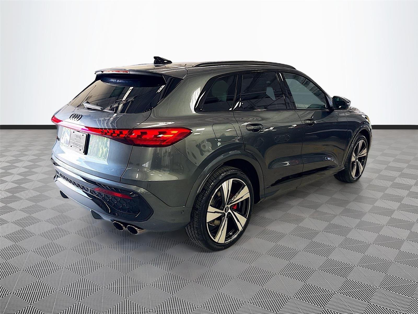 2026 Audi SQ5 Premium Plus