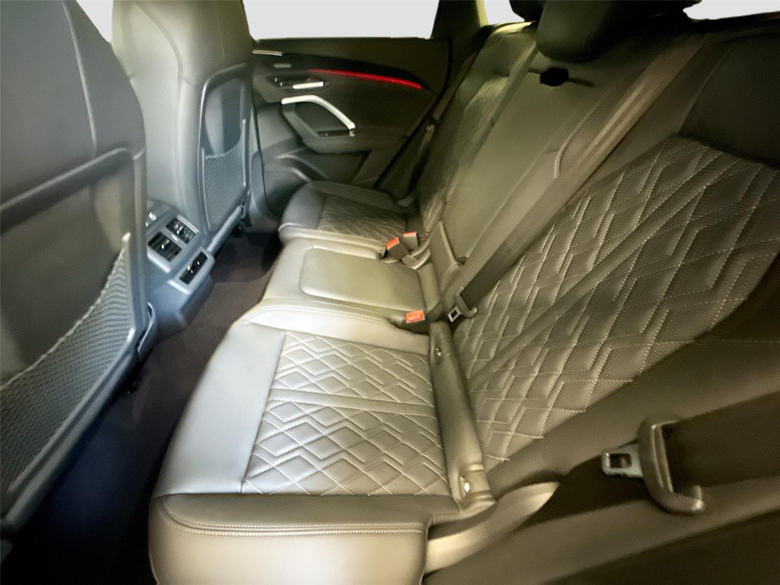 2026 Audi SQ5 Premium Plus
