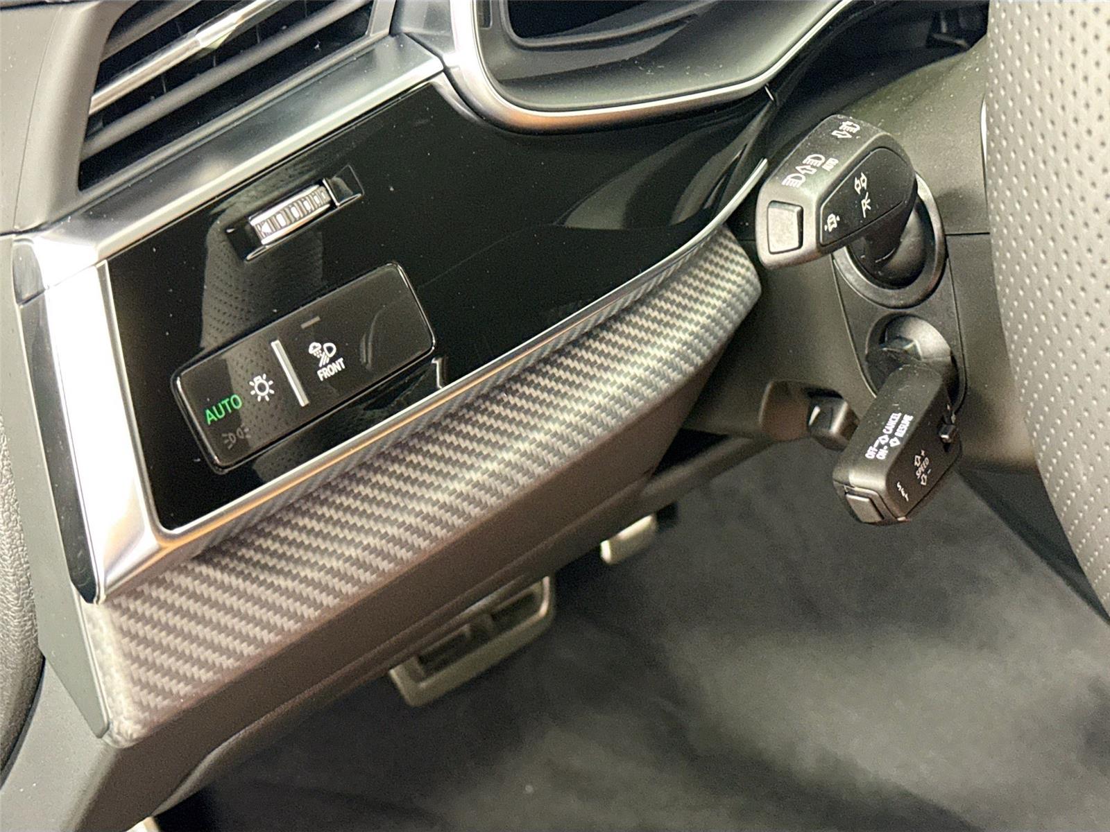 2026 Audi RS Q8 performance
