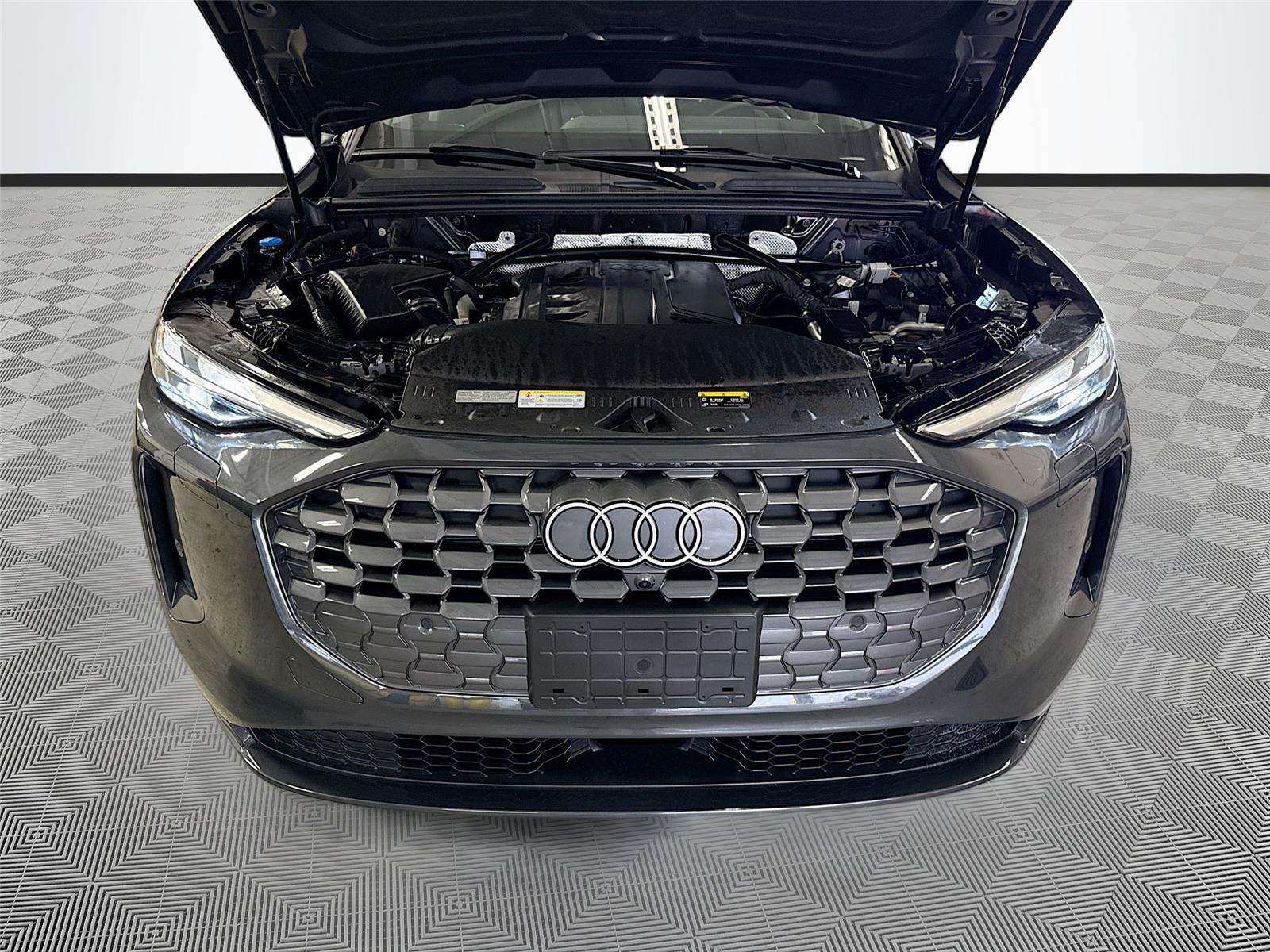 2025 Audi Q5 Premium