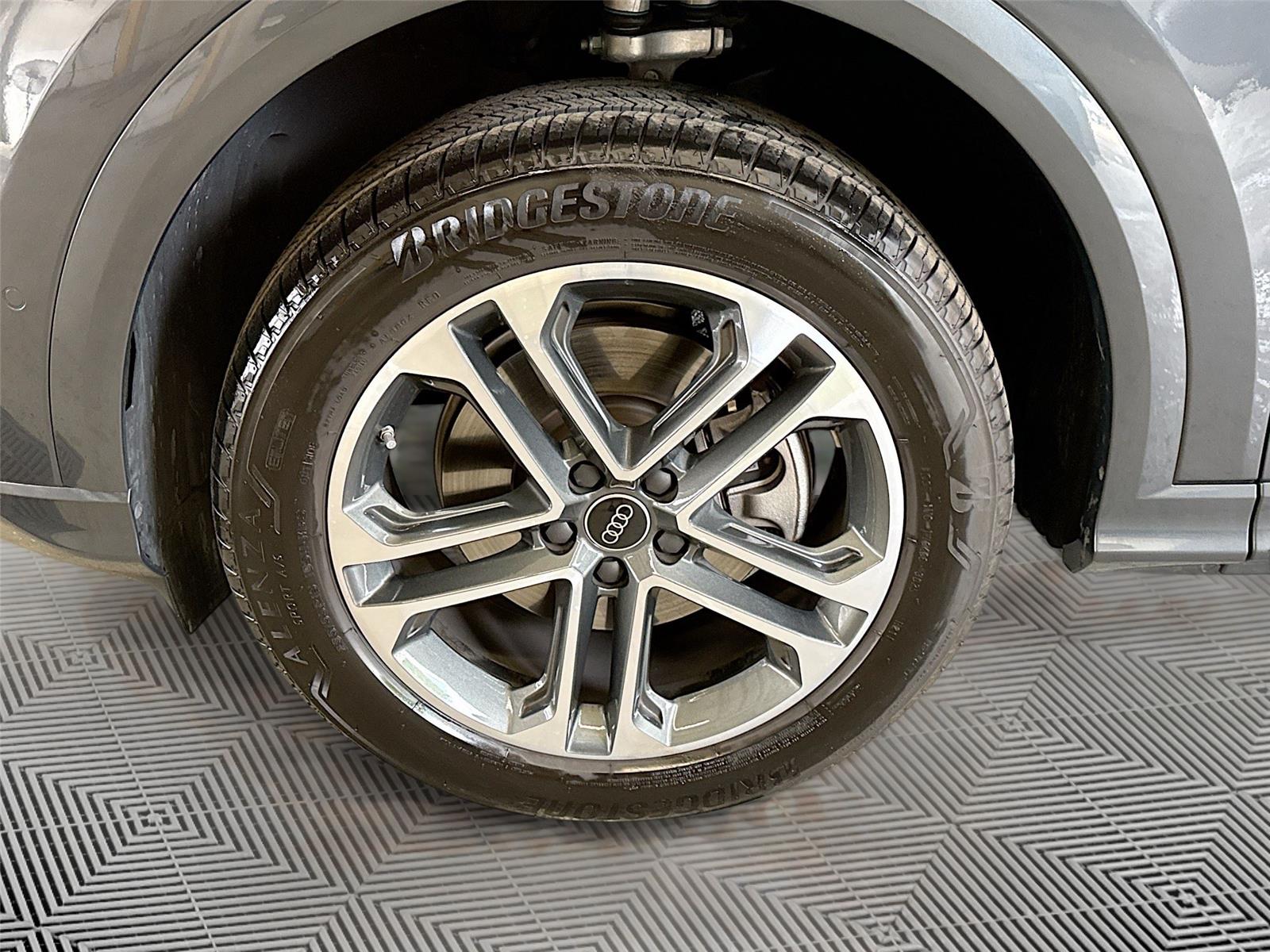 2025 Audi Q5 Premium