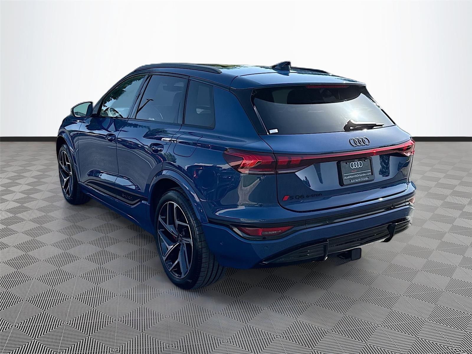 2027 Audi SQ6 e-tron Prestige
