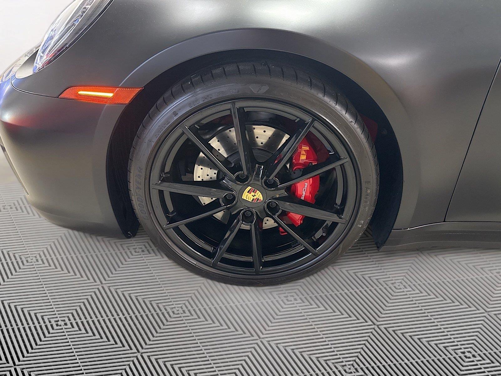 2023 Porsche 911 4S