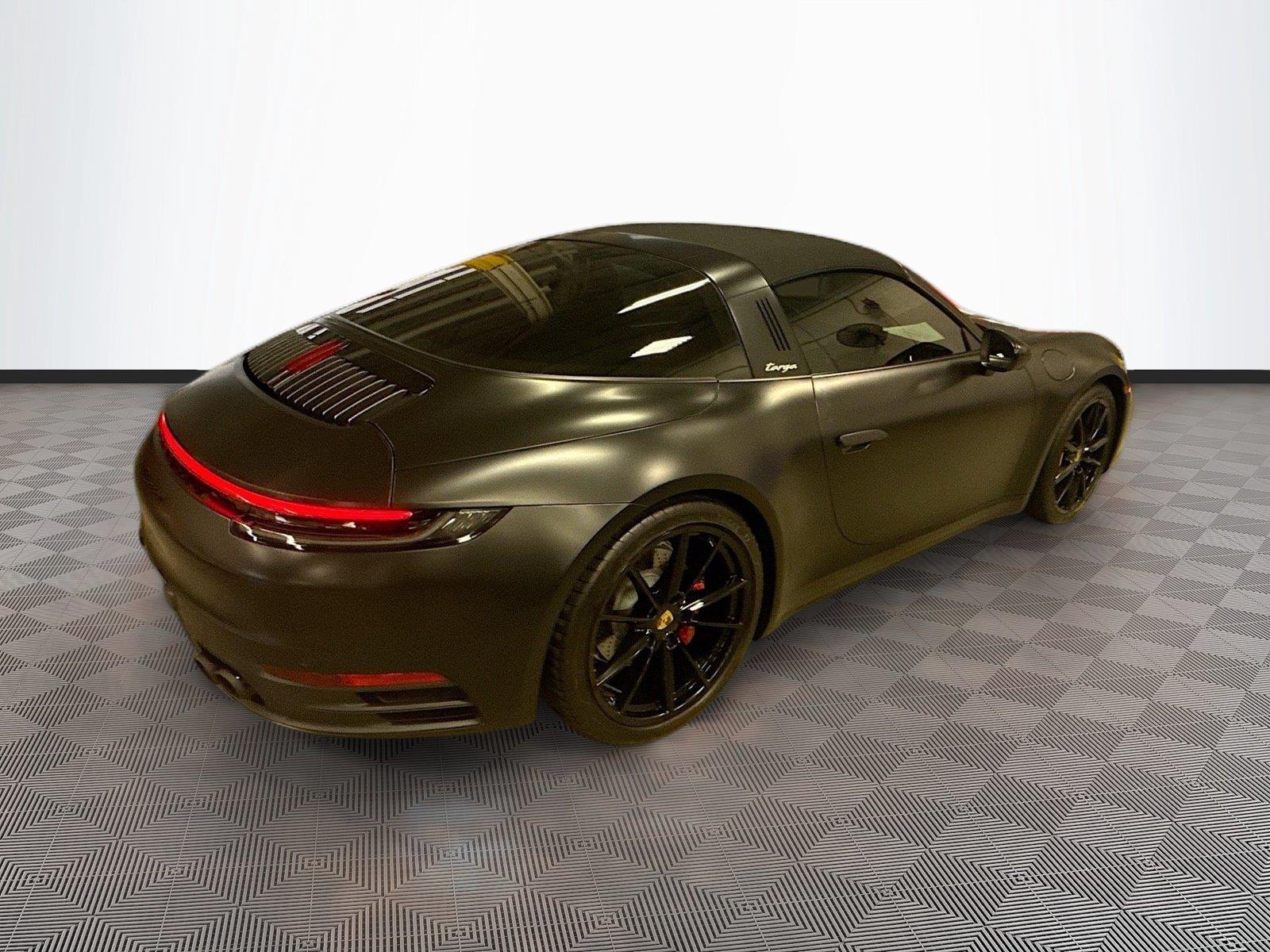 2023 Porsche 911 4S