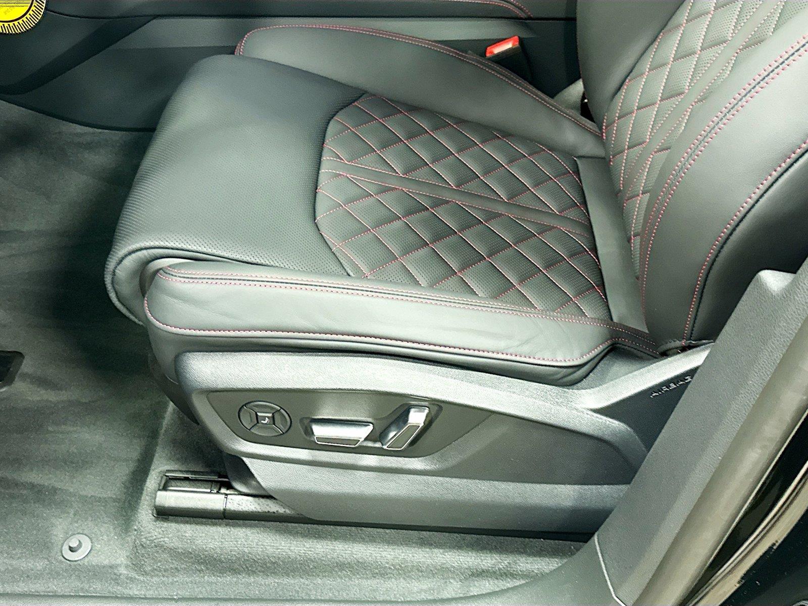2026 Audi Q8 Prestige