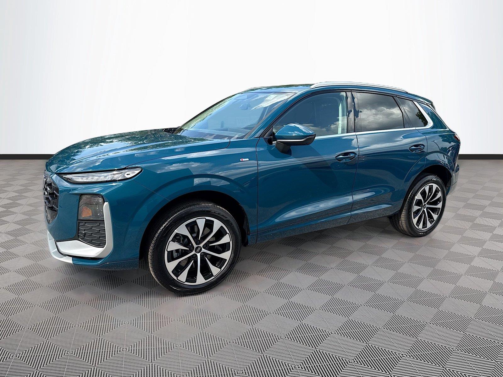 2026 Audi Q3 S line