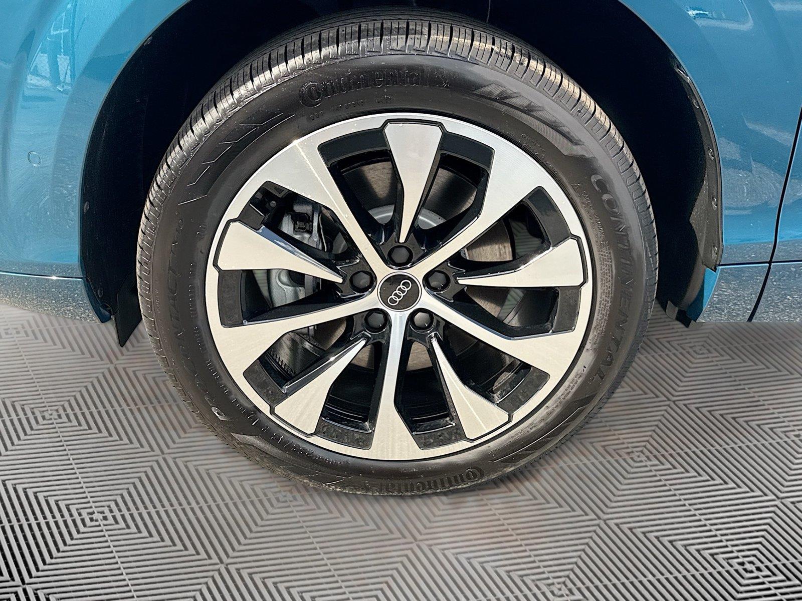 2026 Audi Q3 S line