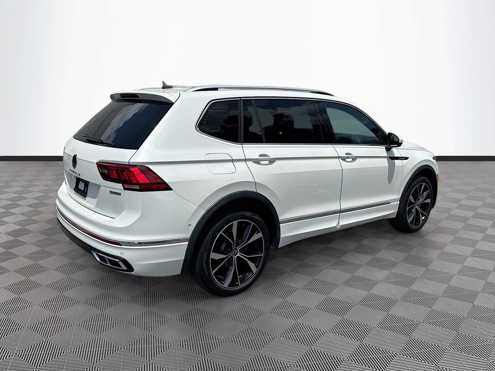 2022 Volkswagen Tiguan SEL R-Line