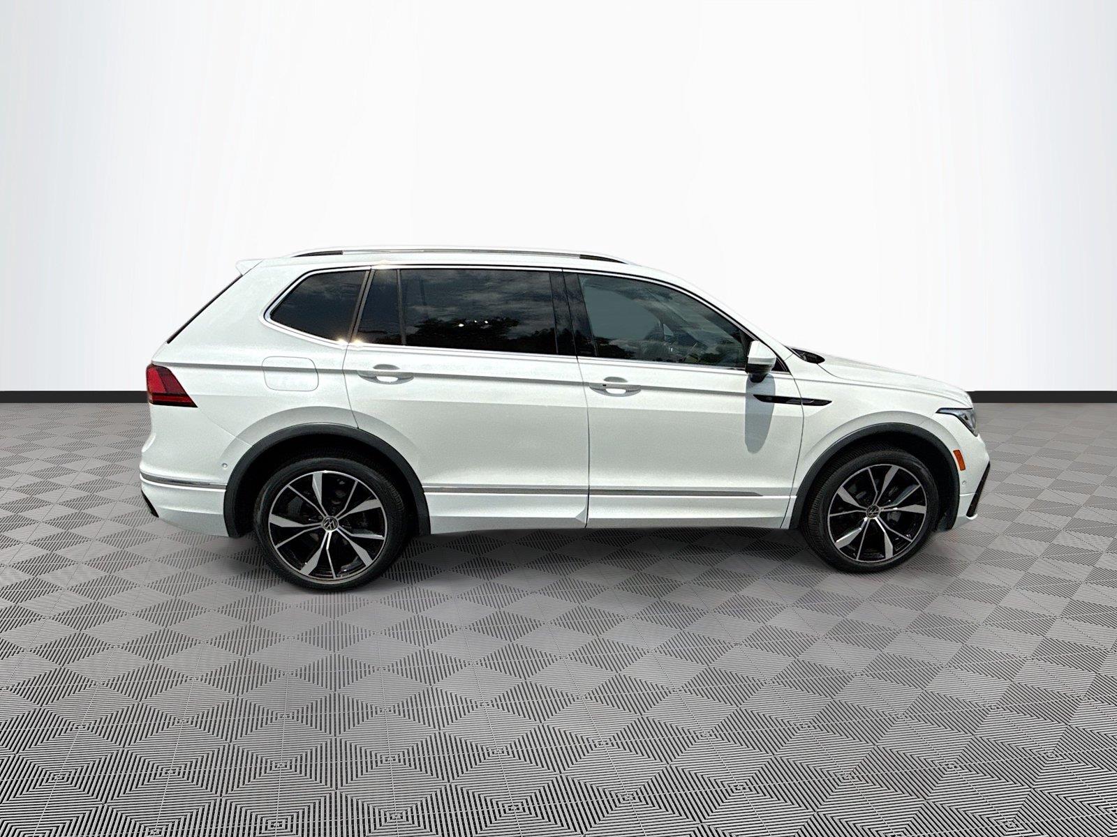 2022 Volkswagen Tiguan SEL R-Line