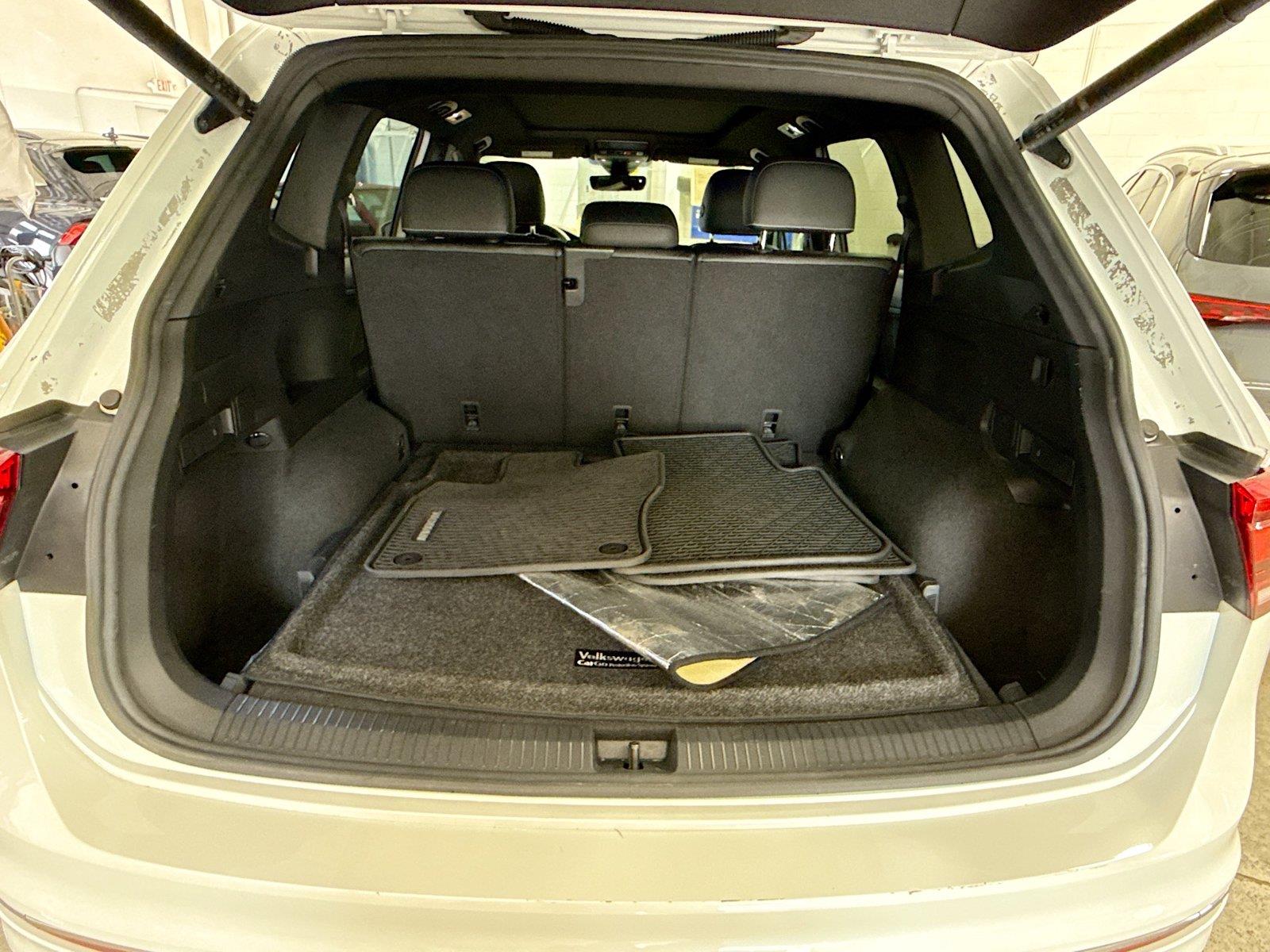2022 Volkswagen Tiguan SEL R-Line