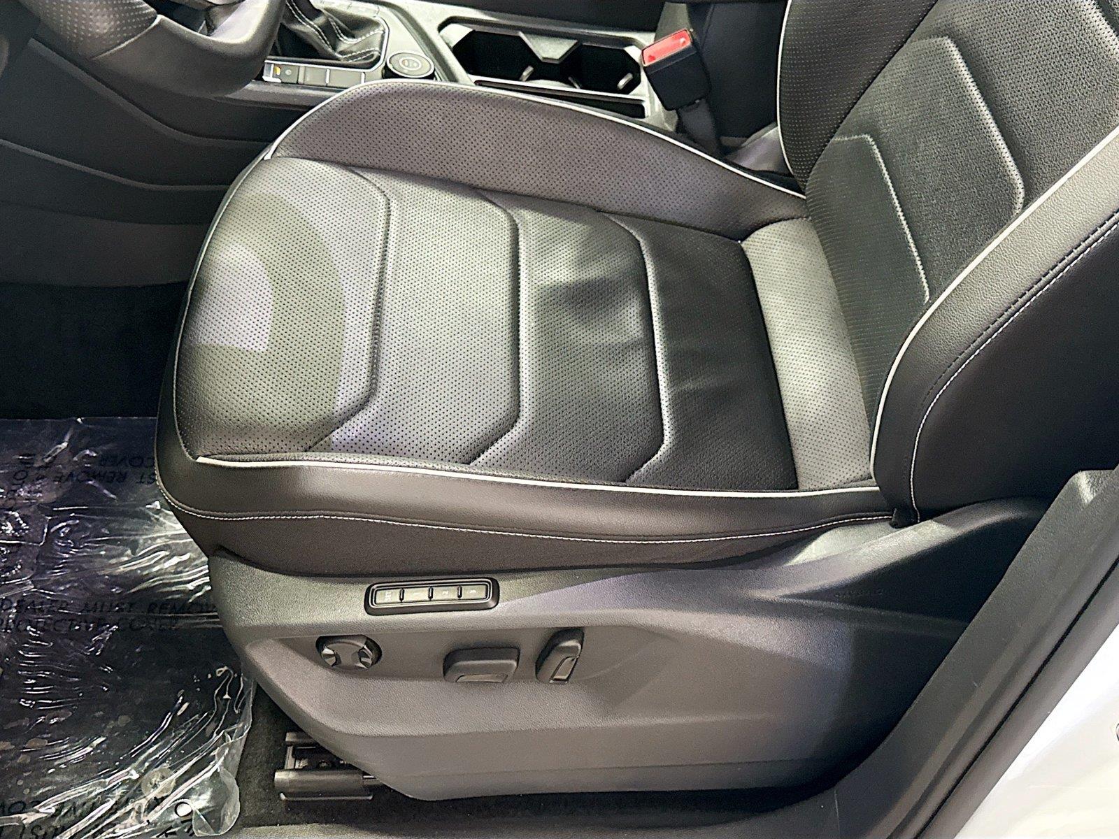 2022 Volkswagen Tiguan SEL R-Line