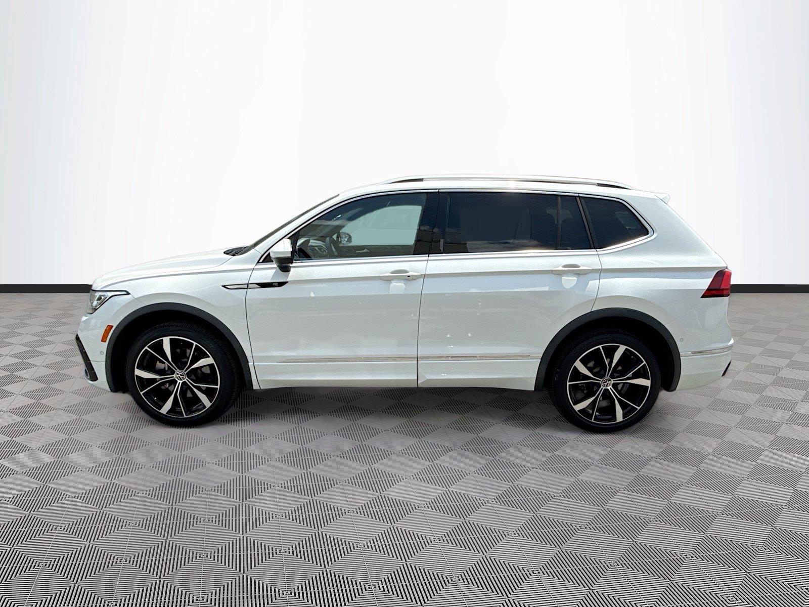 2022 Volkswagen Tiguan SEL R-Line