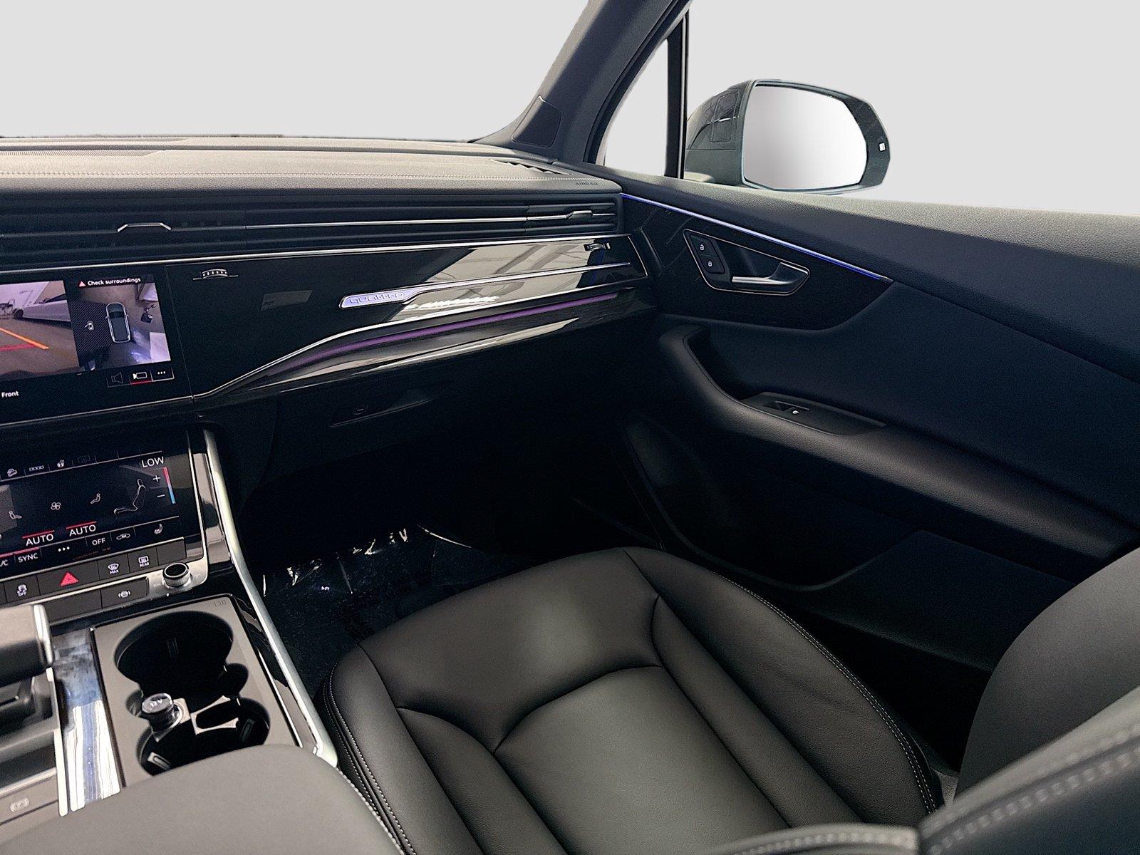 2026 Audi Q7 Premium