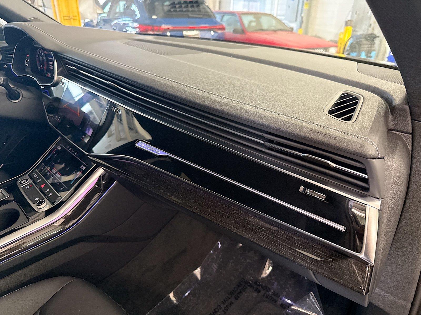 2026 Audi Q7 Premium