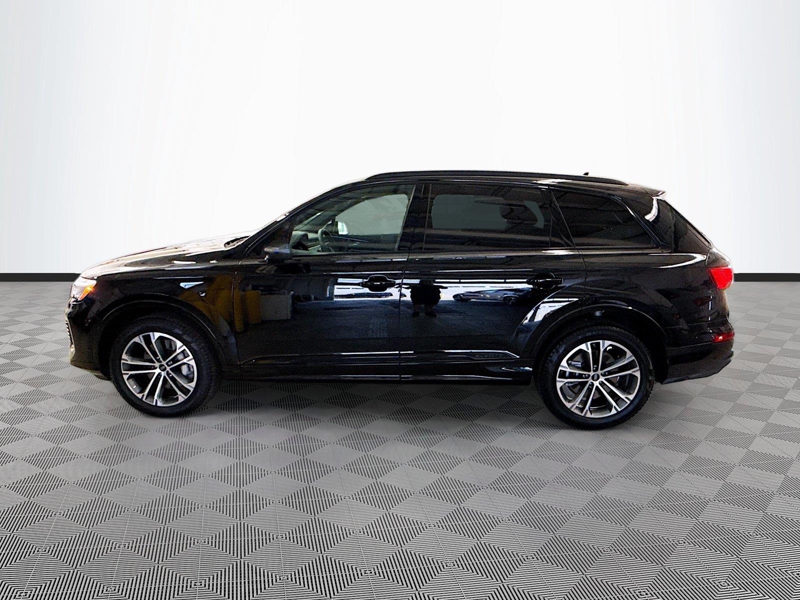 2026 Audi Q7 Premium