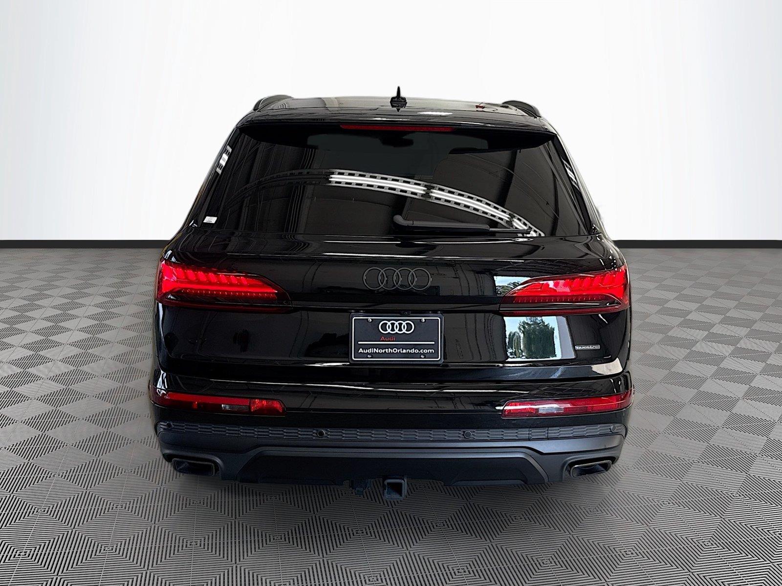 2026 Audi Q7 Premium