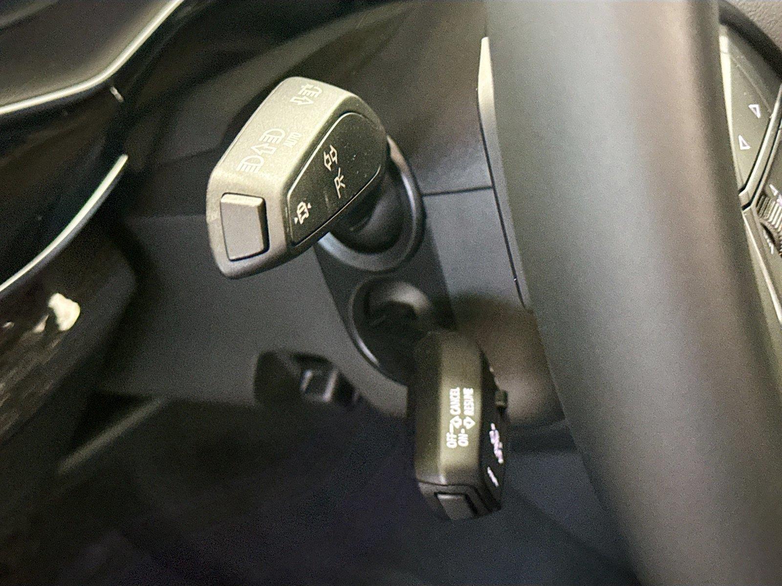 2026 Audi Q7 Premium