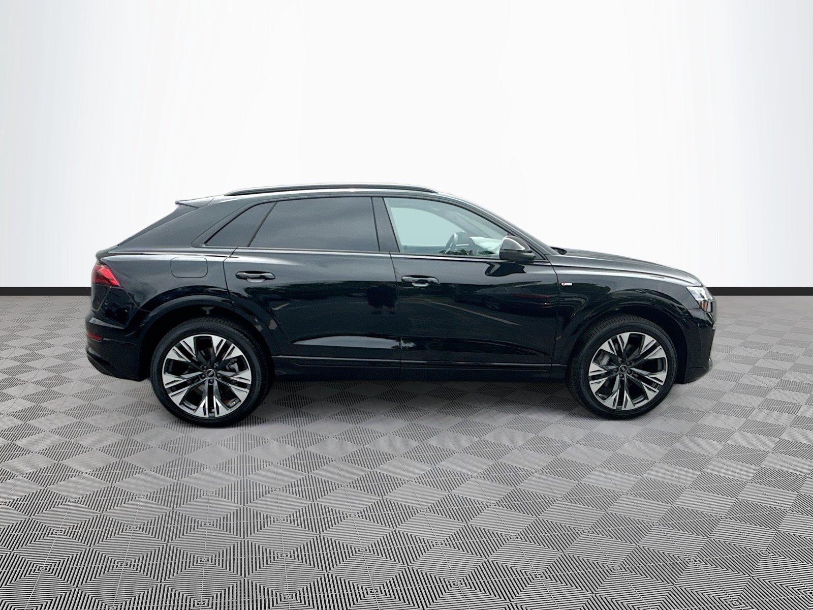 2026 Audi Q8 Premium Plus