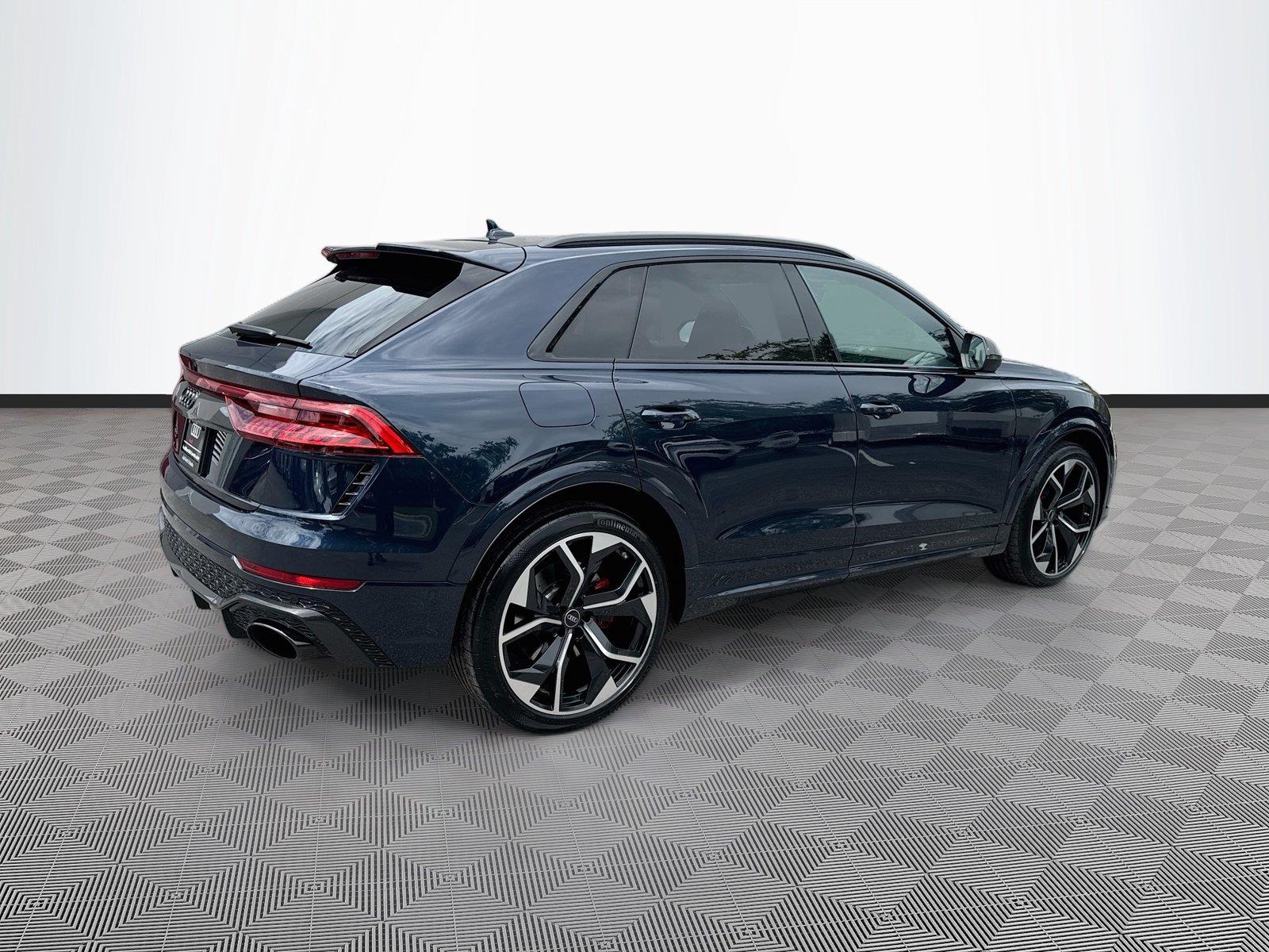 2023 Audi RS Q8