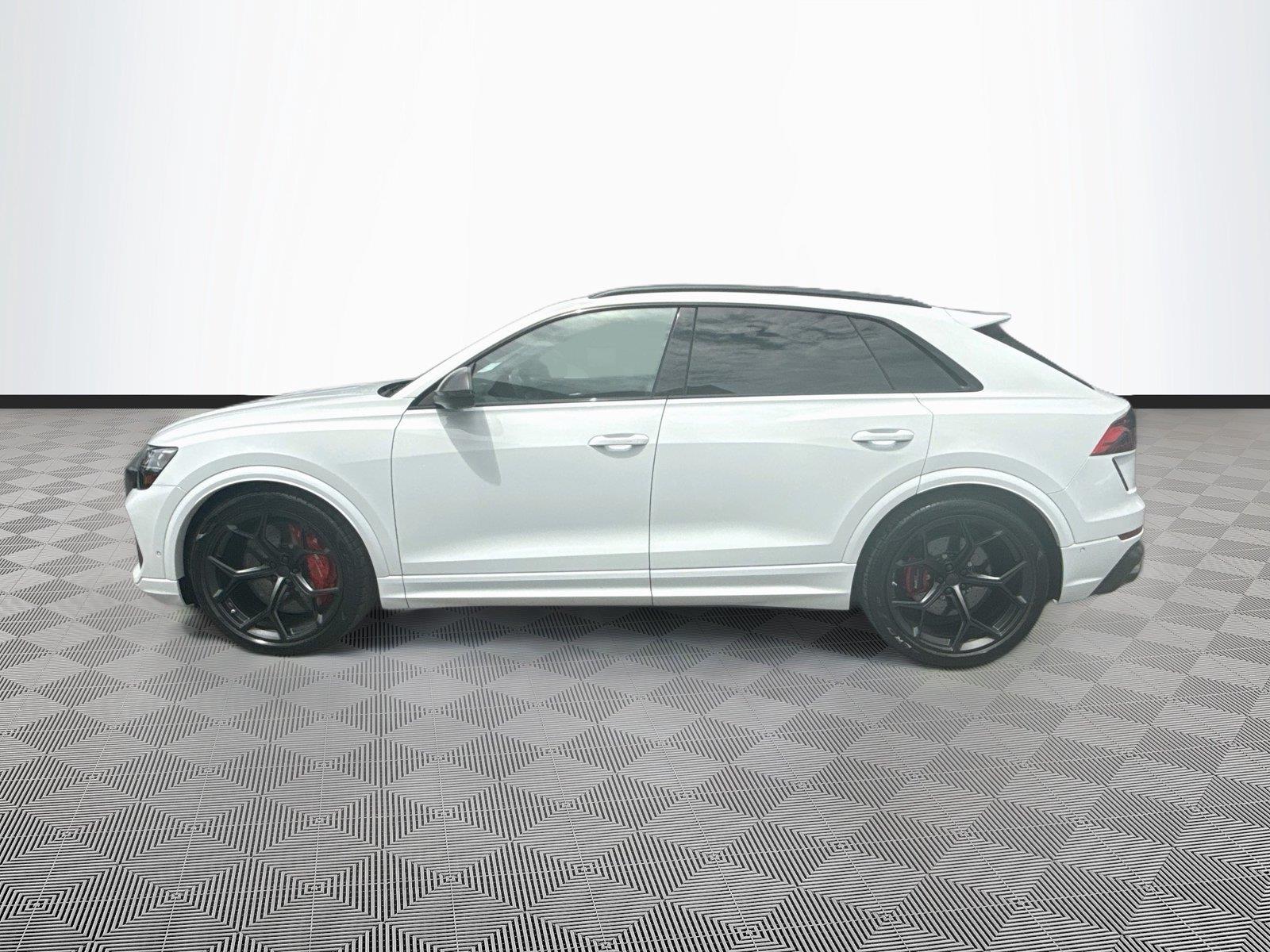 2026 Audi RS Q8 performance