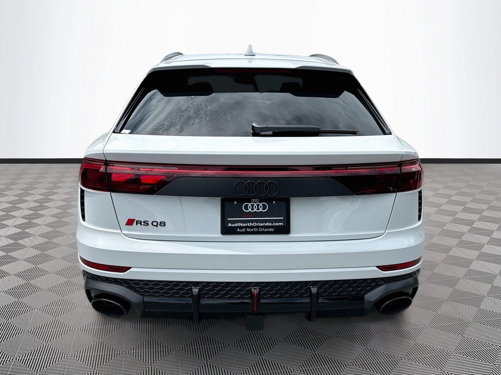 2026 Audi RS Q8 performance