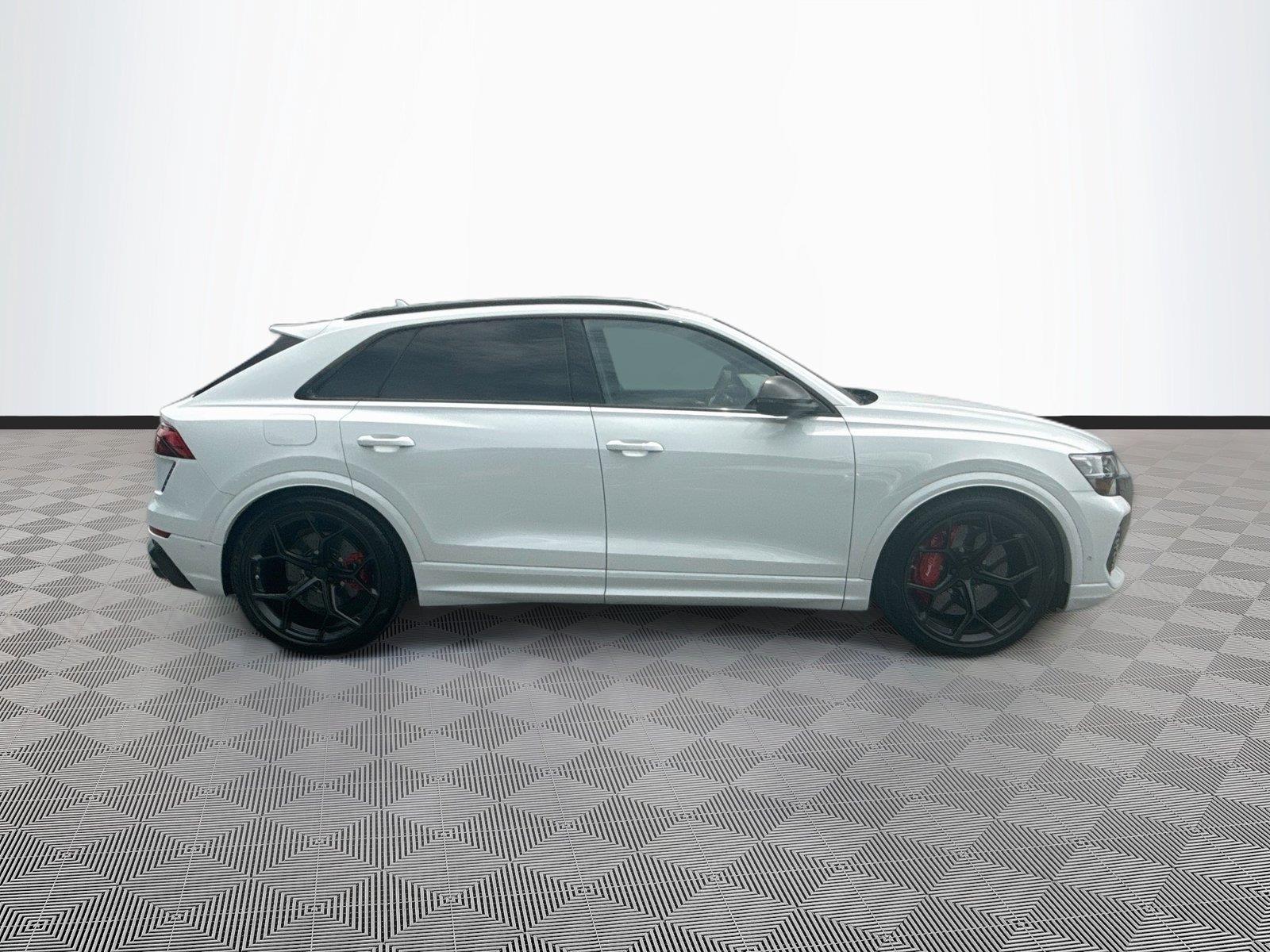 2026 Audi RS Q8 performance