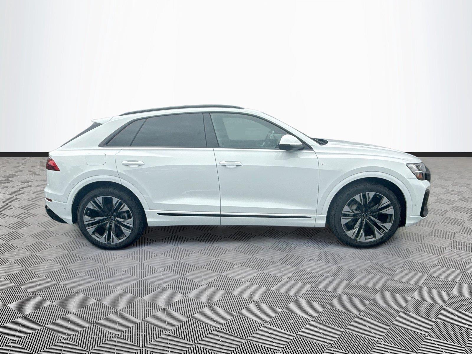2026 Audi Q8 Premium Plus