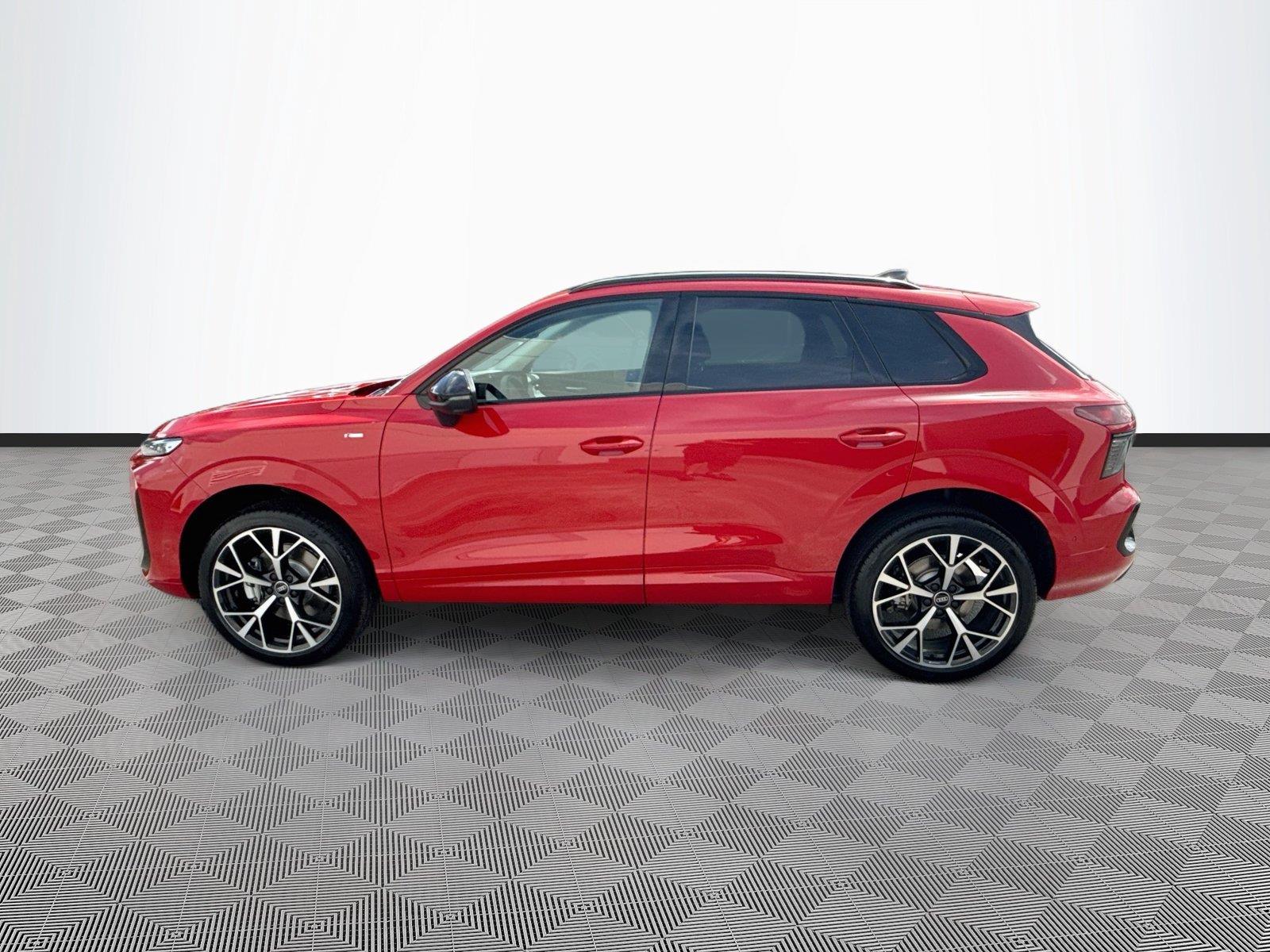 2026 Audi Q3 S line