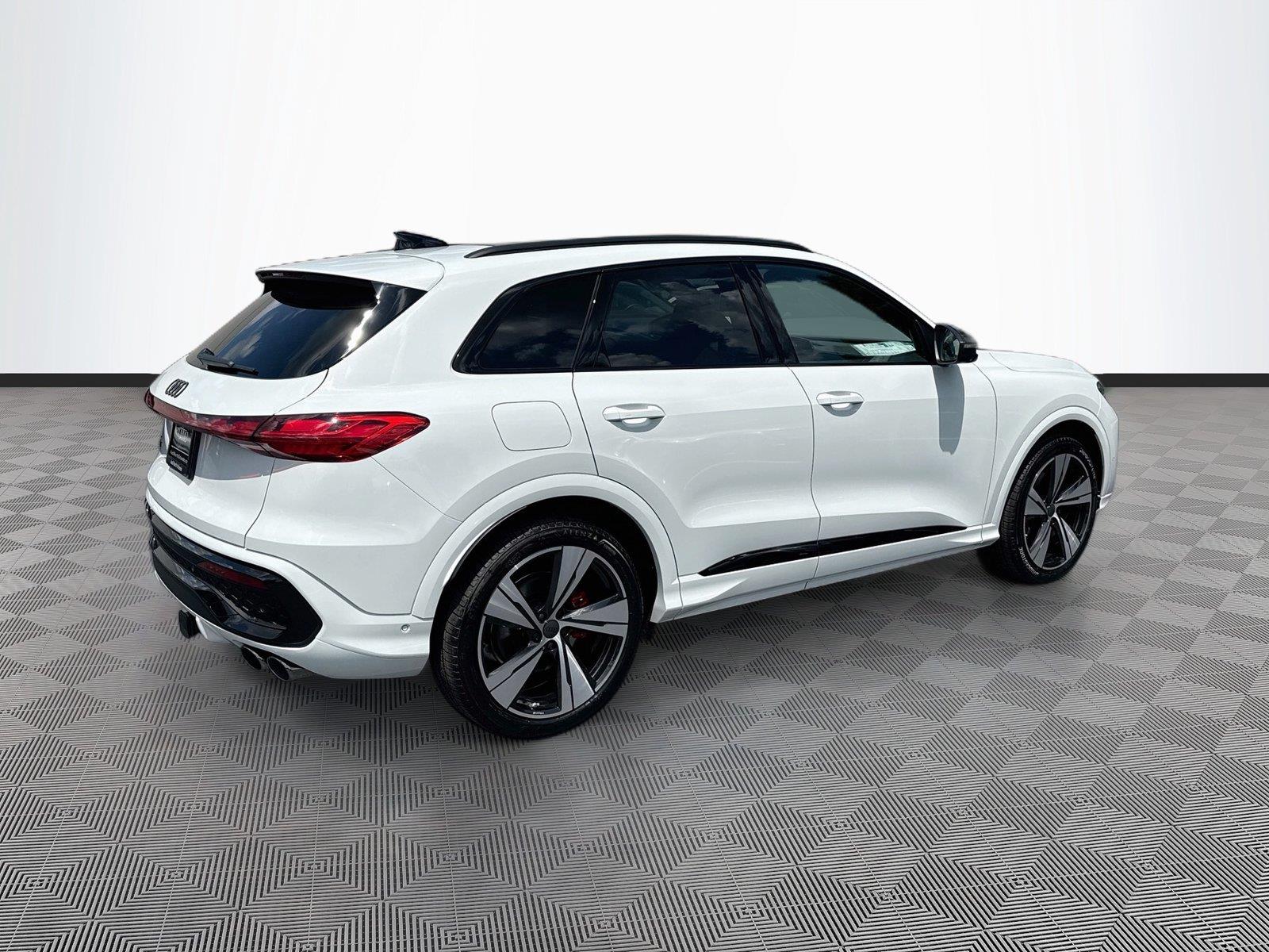 2026 Audi SQ5 Prestige