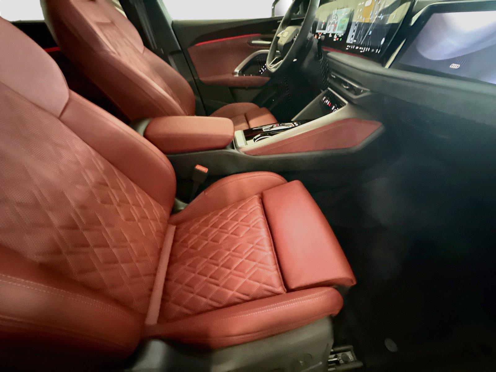 2026 Audi SQ5 Prestige