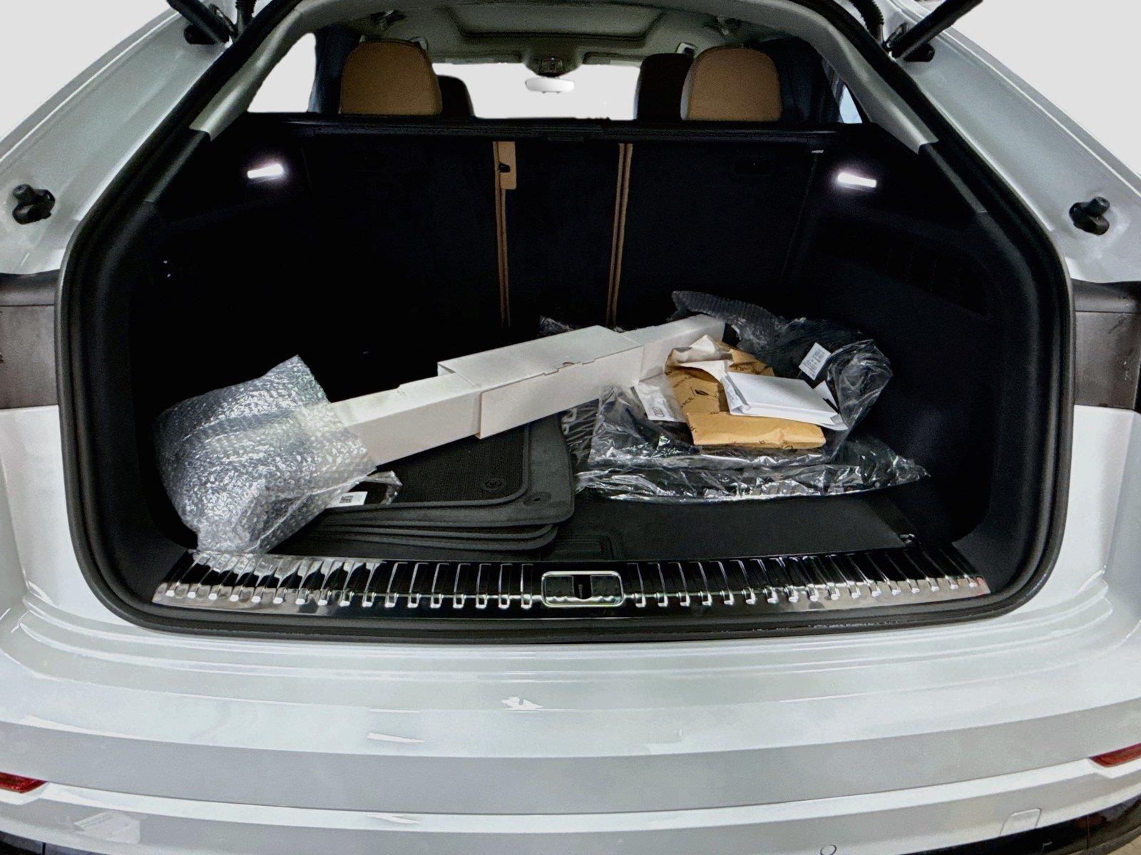 2026 Audi Q8 Premium Plus
