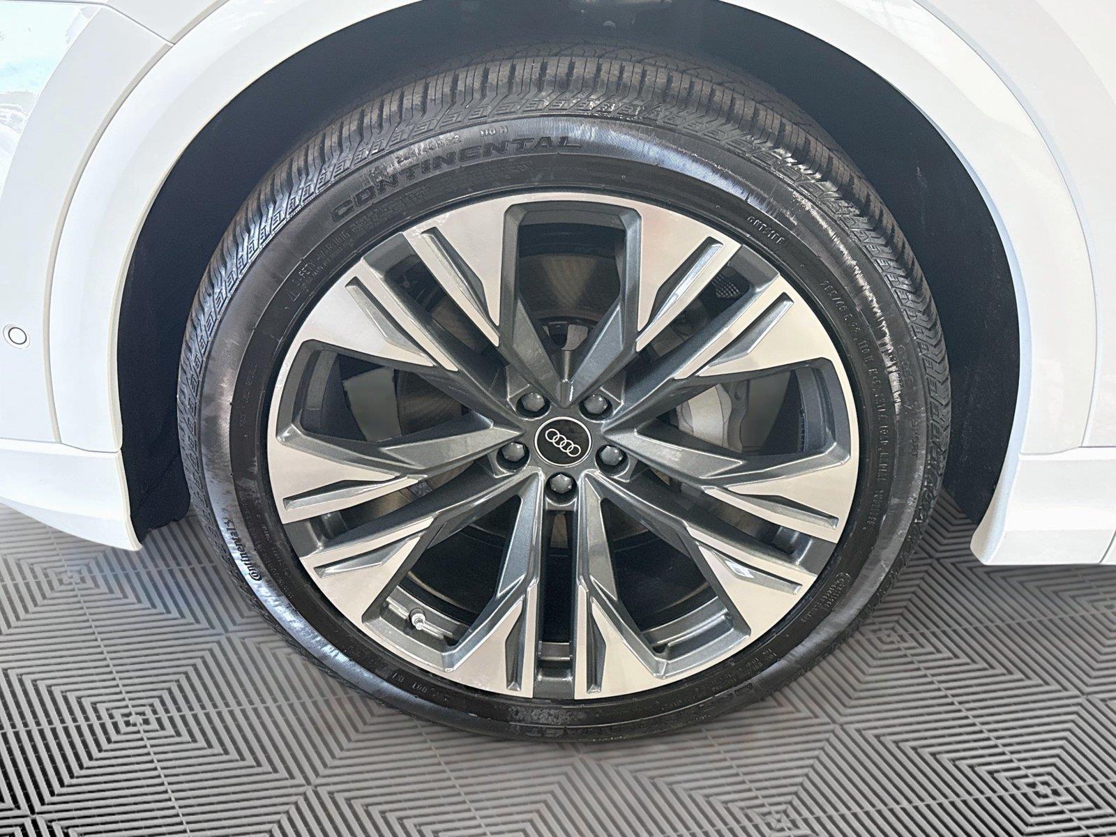 2026 Audi Q8 Premium Plus
