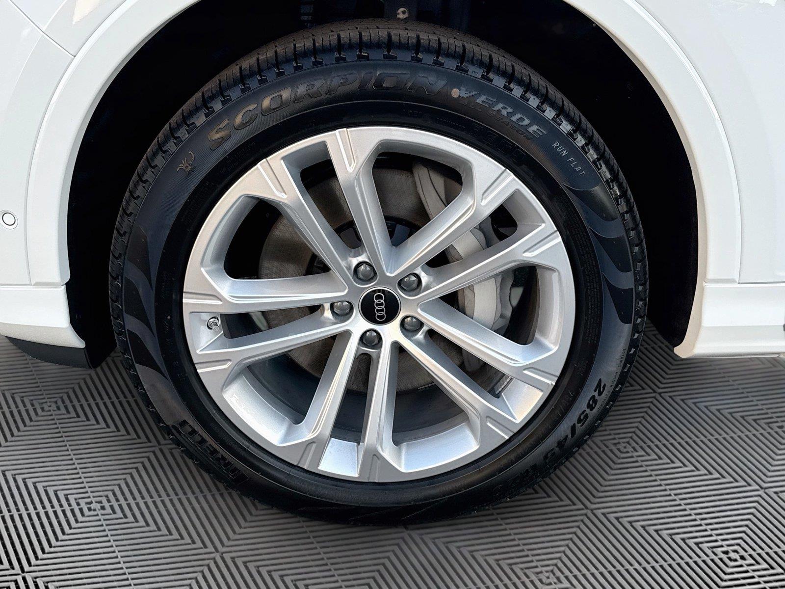 2026 Audi Q7 Premium Plus
